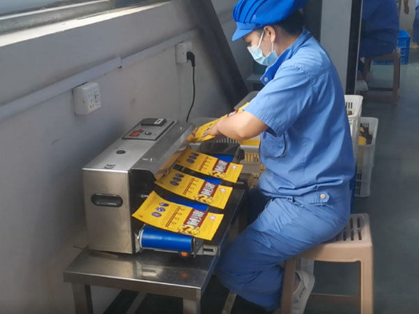 快速獲取黑膏藥貼oem代加工廠家正規(guī)產(chǎn)品，靈活合作模式