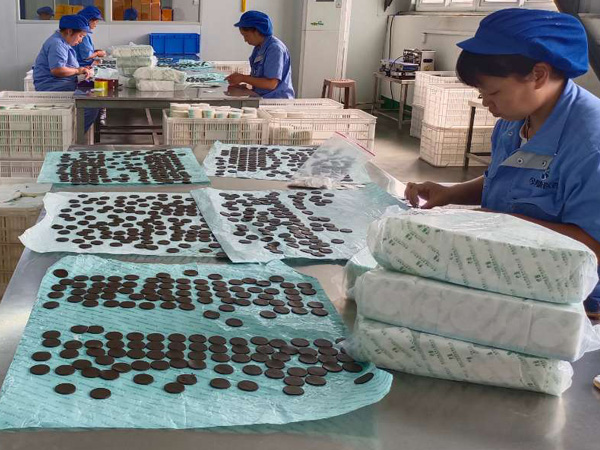 膏藥貼牌生產(chǎn)廠家那么多，怎么選廠家？正規(guī)膏藥廠家看這5點